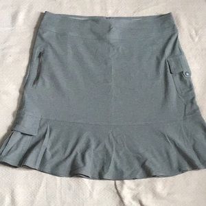 Royal Robbins cargo skirt